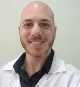 Dr. DANIEL VERRONE1